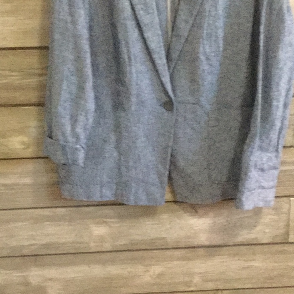 Jacket - Picture 2 of 4